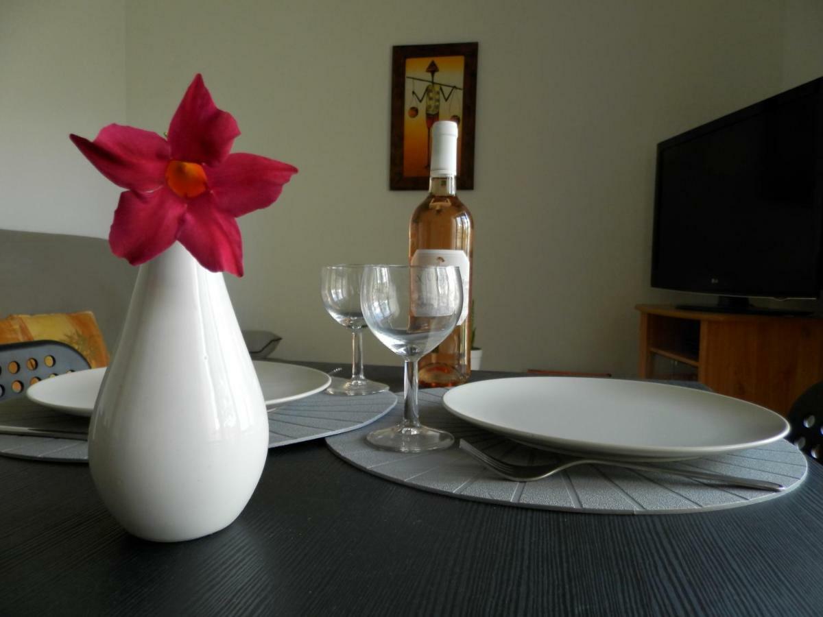 Les Pins . 2 P Calme Et Terrasse Apartment Nice Luaran gambar